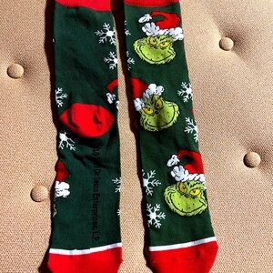 Grinch socks